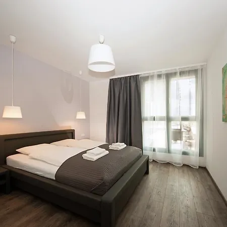 Apartamento Riverside By Goodtimekrk Cracóvia